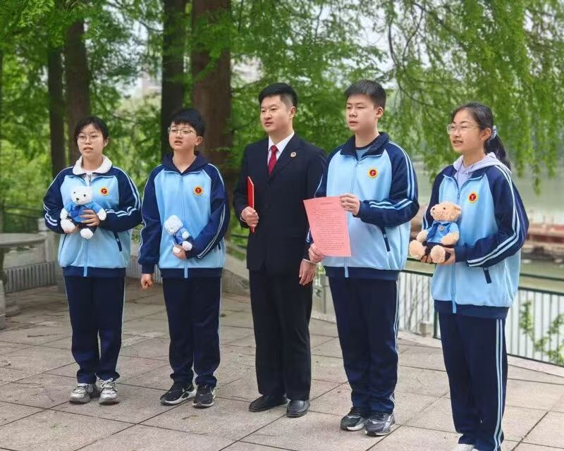 法治副校长送法进校园,共话国家安全,同筑法治防线.jpg